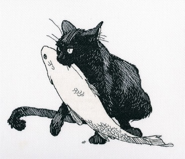 Кот с рыбой (серия "Среди черных котов")